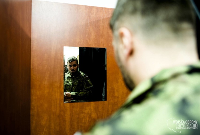 Kraków. Stu żołnierzy kończy szkolenie do Wojsk Obrony Terytorialnej. W niedzielę złożą przysięgę w Rząsce [ZDJĘCIA]