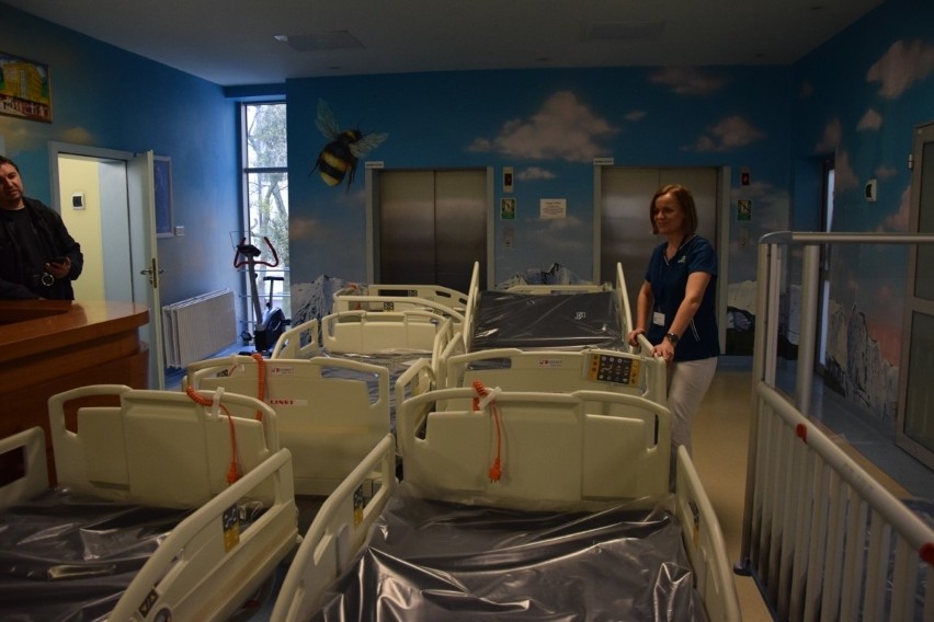 Niezwykły dar dla chorych dzieci. 9 nowoczesnych łóżek trafiło na Oddziału Hematologii Dziecięcej w Gdańsku