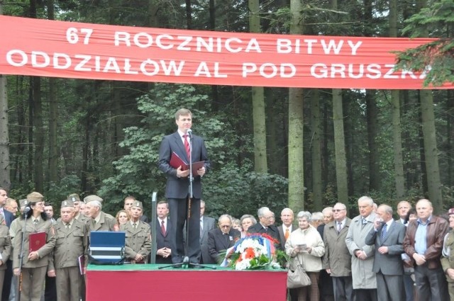Poseł Sławomir Kopyciński apelował do polityków i mediów, by nie zapominano, że podczas drugiej wojny światowej, tak jak pod Gruszką, walczyli także żołnierze Armii Ludowej