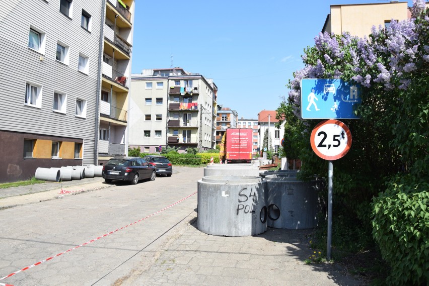 Lubliniec: przebudowują trzy ulice w centrum miasta