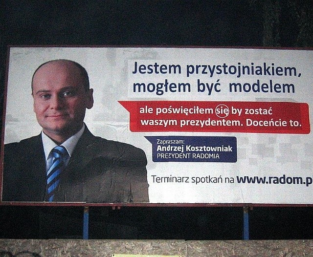 Przerobiony billboard prezydenta Radomia na osiedlu Ustronie.