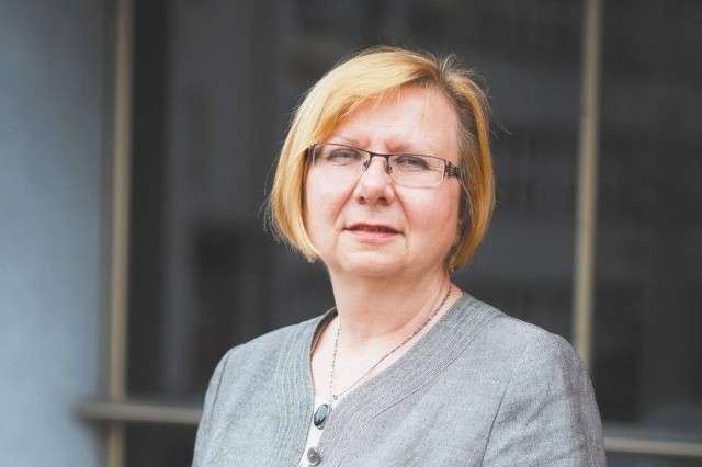 Prof.  Barbara Mazur z Wydziału Zarządzania Politechniki Białostockiej