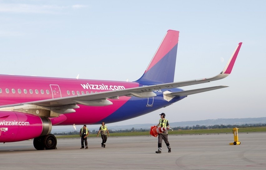 Wizz Air zawiesza część lotów, tym trasę Jasionka - Oslo. To konsekwencja słabego wyniku akcji szczepień w Polsce