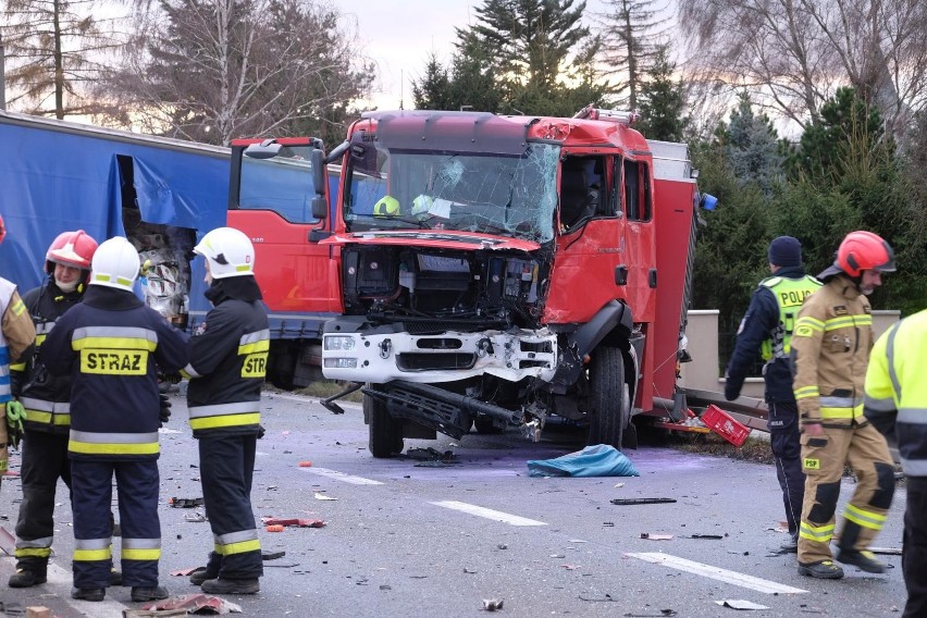 Tragiczny w skutkach wypadek wydarzył się na DK 10 2 grudnia...