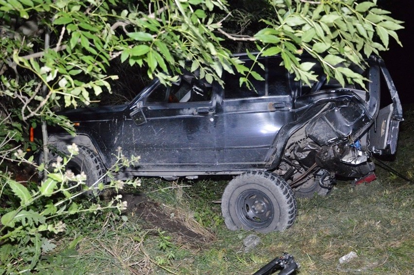 Powiat opolski: Groźny wypadek w Kamieniu. Nastoletni pasażer trafił do szpitala