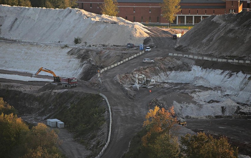 Kraków. Trasa Łagiewnicka. Gigantyczne hałdy znikną z Białych Mórz