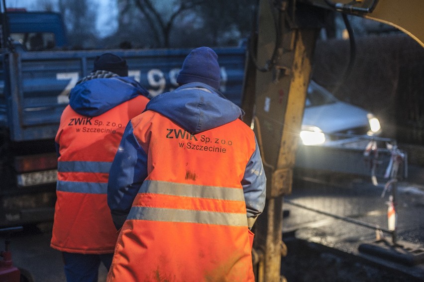 Awaria wodociągu na os. Książąt Pomorskich w Szczecinie