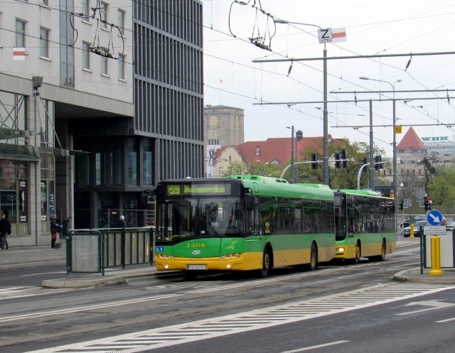 Od piątku, 9 sierpnia, autobus "za tramwaj" T5 będzie dojeżdżał do Kaponiery, a nie, jak dotychczas do przystanku "Poznań Główny"