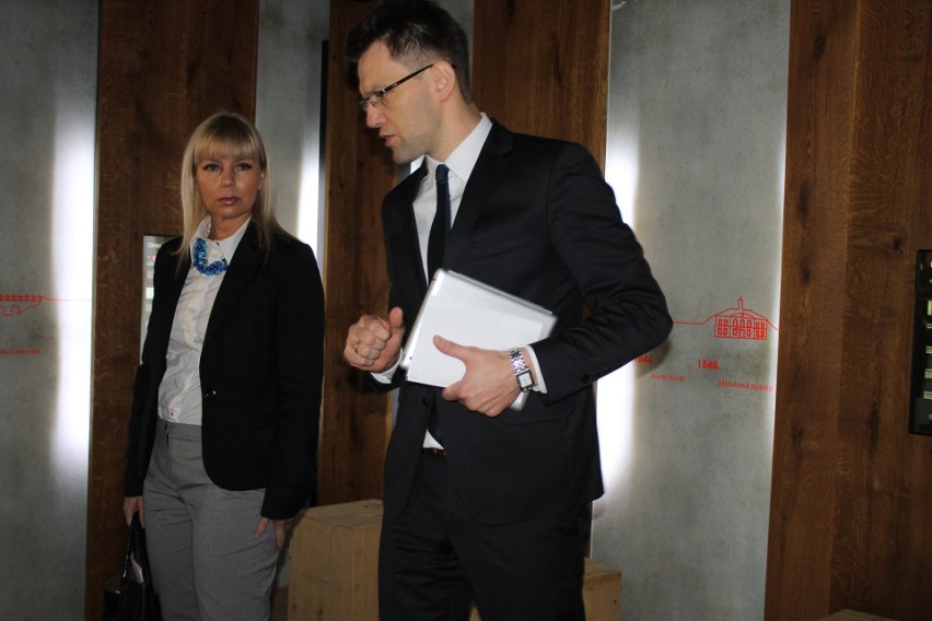 Minister Elżbieta Bieńkowska przyjechała do Dobrodzienia.