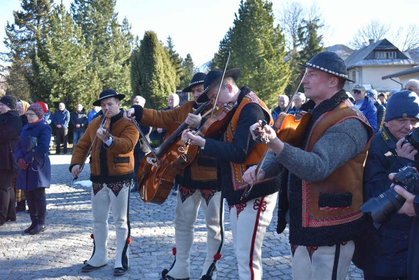 Zakopane. Pożegnano byłego trenera skoczków Janusza Forteckiego. Trenował m.in. Wojciecha Fortunę  