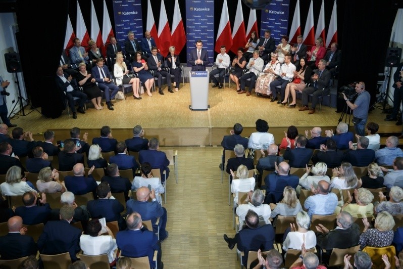 Premier Mateusz Morawiecki odwiedził Śląsk. Mówił m.in. o smogu i górnictwie. Rząd sfinansuje pomnik Korfantego w Warszawie ZDJĘCIA