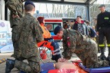 Biała Sobota w Olkuszu. W akcję zaangażowali się ratownicy medyczni i przedstawiciele olkuskich służb mundurowych. Zobacz zdjęcia  