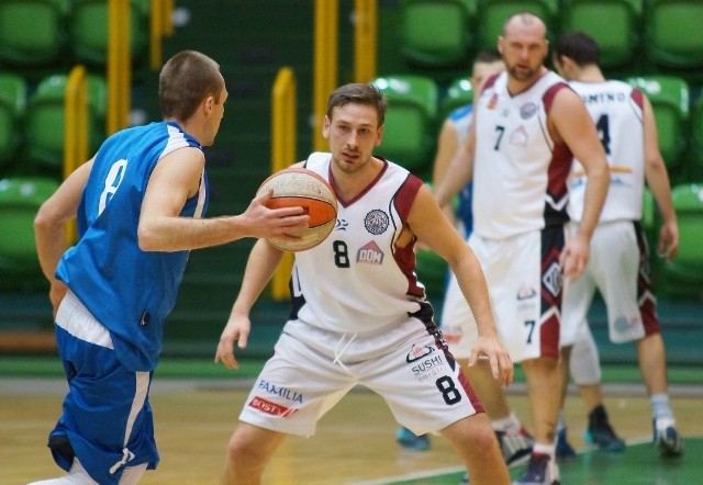 Domino Inowrocław-AKM Włocławek 81:74