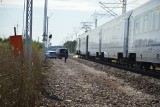 Śmiertelny wypadek na torach koło Skierniewic. W Kęszycach pod kołami pociągu zginął młody mężczyzna