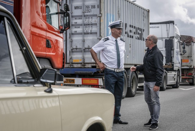 Utrudnienia na A1 mogą potrwać do godziny 11. Drogę tarasuje tam zepsuty tir.