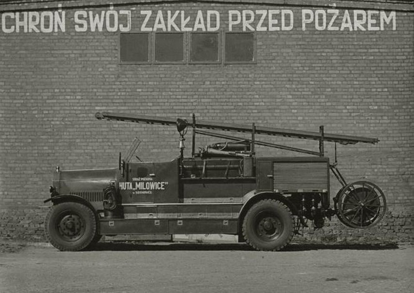 Wóz strażacki w hucie Milowice
