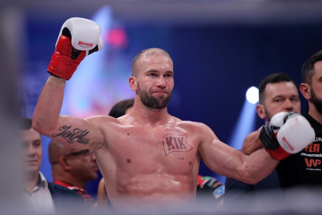 Radosław Paczuski to świetny kickbokser, który świetnie rozpoczął swoją przygodę z MMA