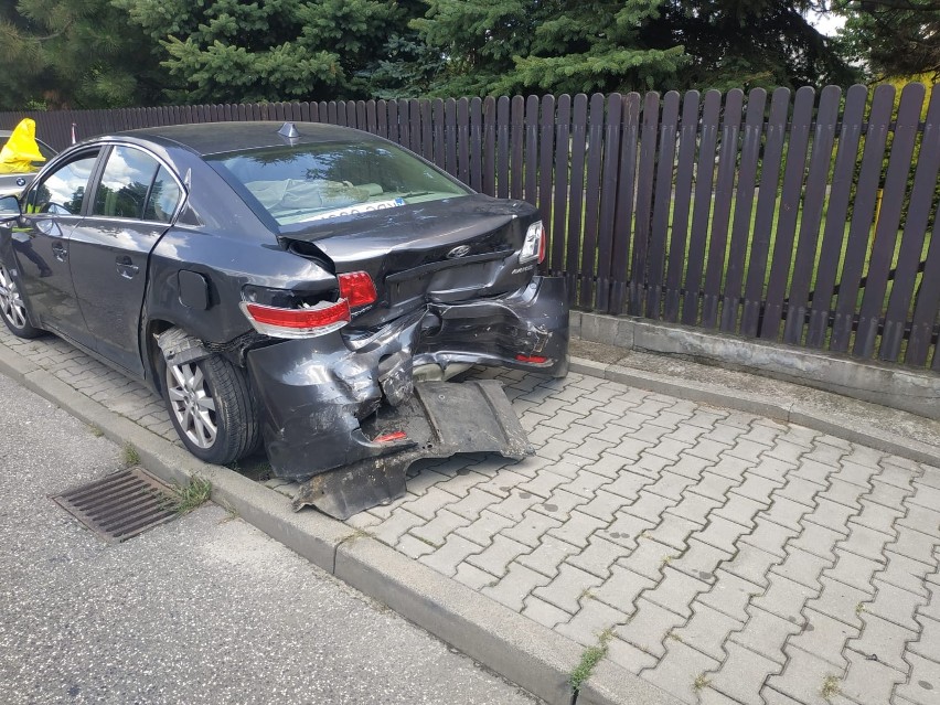 Skutki wypadku na ulicy Wygoda w Bochni, 9.08.2021