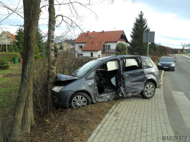 Do wypadku doszło około 10.30 na drodze z Jędrzychowa do Goświnowic.