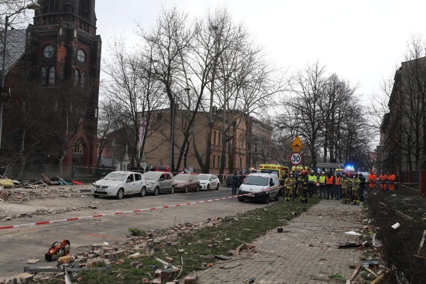 W piątek 27 stycznia około godziny 8.30 w kamienicy przy ul....