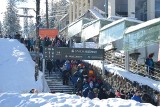 Zakopane. Piękna pogoda w Tatrach. Tłumy chcą wjechać na Kasprowy Wierch [ZDJĘCIA]