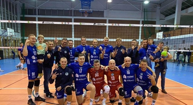 Wojtmar AJHmedia RAS6 Szydłowiec wygrała trzecie spotkanie w tym sezonie I ligi mazowieckiej siatkarzy.