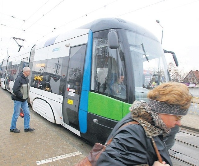 Pierwszy z 22 wagonów pojawi się w Szczecinie w marcu 2013 roku. To efekt podpisanej umowy z Pesą.