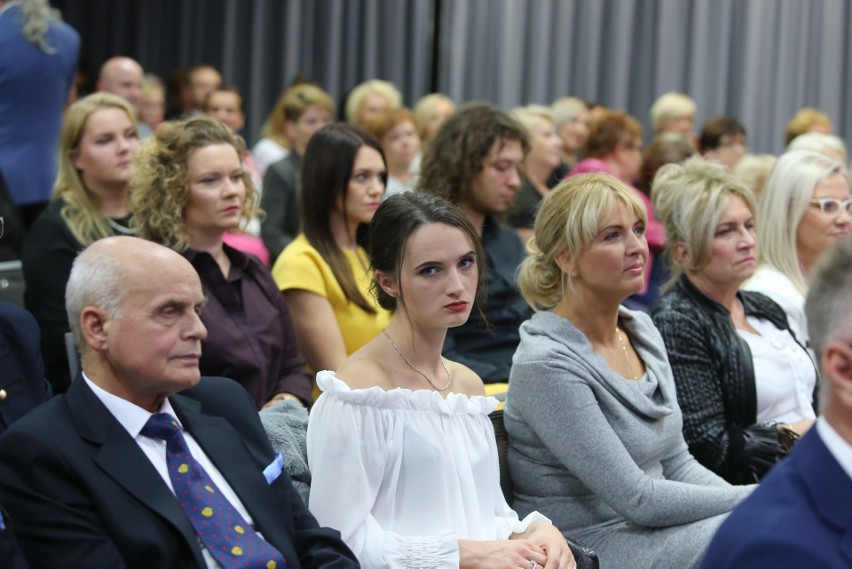 10. jubileuszowa konferencja Dress for Success Poland,...