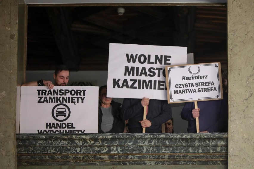 Protest przedsiębiorców z Kazimierza przeciwko strefie...