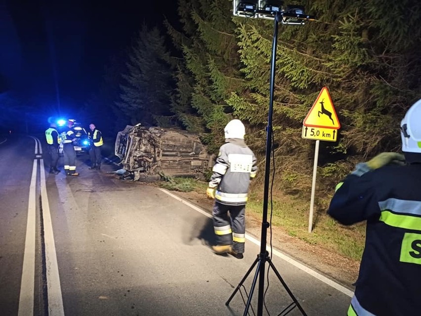 W piątek tuż przed godz. 1 w nocy służby ratunkowe otrzymały...