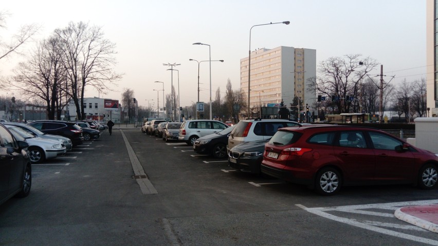 Nowe parkingi we Wrocławiu. Na razie są za darmo