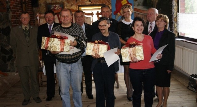 Zwycięzcy konkursu, od lewej: Sławomir Kukuła, Jan Prus i Agata Kaczmarzyk.