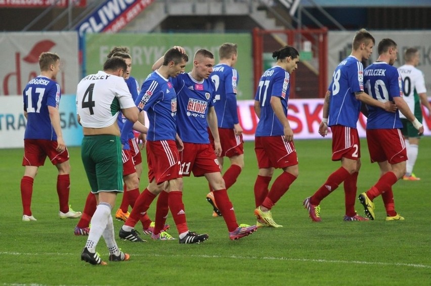 Piast Gliwice - Śląsk Wrocław 2:0! Dwa gole rezerwowego...