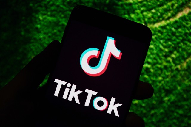 Aplikacja TikTok, a także inteligentne odkurzacze i autonomiczne samochody to popularne narzędzia szpiegowskie