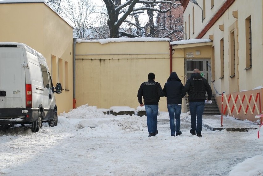 Podejrzany o napad na bank w Rzeszowie zatrzymany przez policję