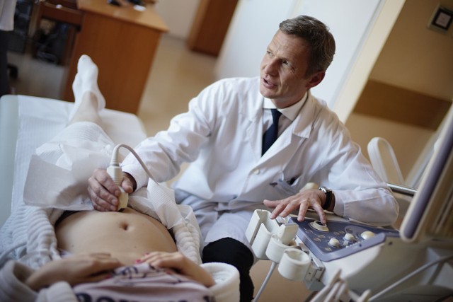 Prof. Marek Pietryga jest kierownikiem Centrum Diagnostyki Prenatalnej Ginekologiczno-Położniczego Szpitala Klinicznego w Poznaniu przy ul. Polnej.