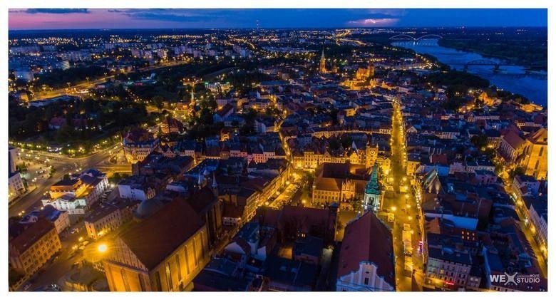 Toruń ma szansę zostać świetlną stolicą Polski. Czy wygra konkurs „Świeć się z Energą”?