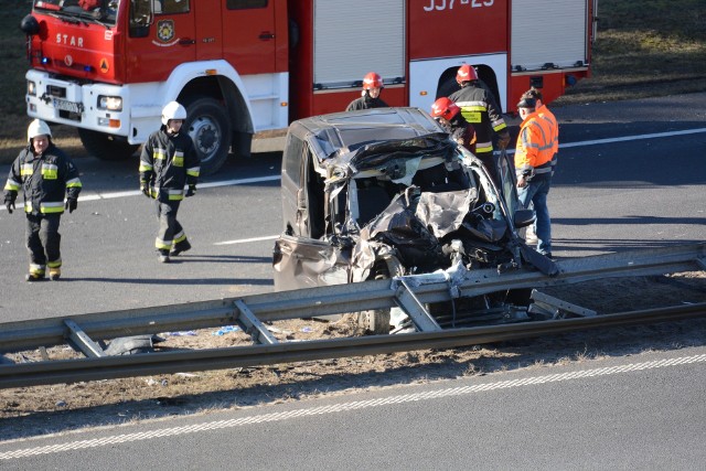 A1 zablokowana. Zderzenie samochodu osobowego z ciężarowym