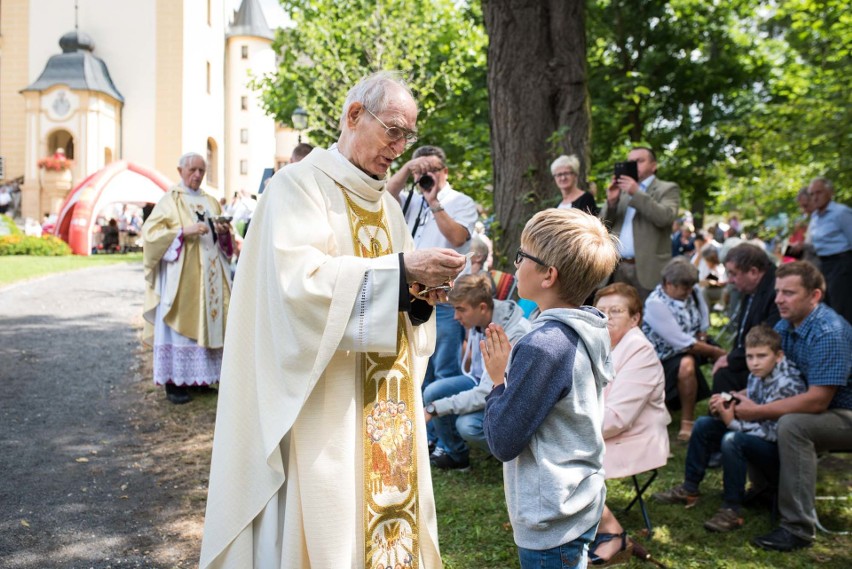 W niedzielę abp Alfons Nossol świętował w Kamieniu Śl. 85...