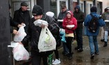 W Grudziądzu w ramach akcji "Wigilia dla najuboższych" wydano 400 paczek żywnościowych. Zdjęcia  