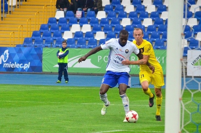Leandro przez dwa sezonu występował w barwach Stali Mielec.