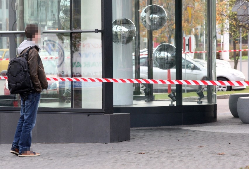 Alarm bombowy w centrum handlowym Klif w Gdyni