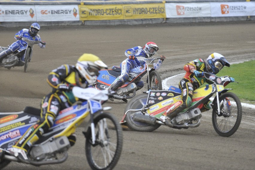 Stal Rzeszów - Euro Finannce Polonia Piła 42:47.