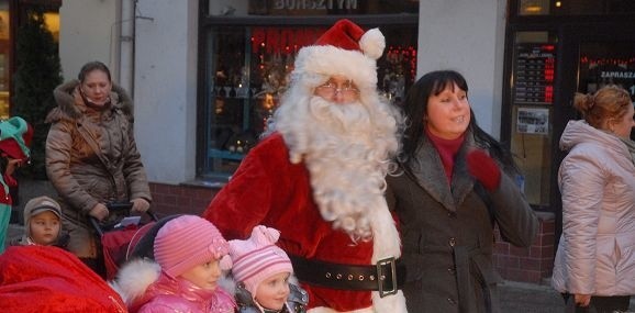 Sześć kolejnych edycji Długich Jarmarków będzie kontynuacją imprez z ubiegłego roku.  A dokładniej, jarmarku na ulicy Długiej z sierpnia i tego ostatniego - bożonarodzeniowego, który odbył się 4 grudnia 2009 r.