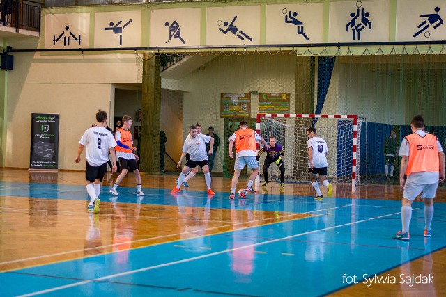 Zespoły grające w obecnej edycji Tuchowskiej Ligi Futsalu mają za sobą dwie kolejki spotkań. Rywalizacji jest bardzo ciekawa