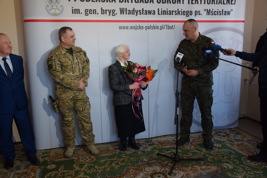 Sidra. Opiekowała się żołnierzami pilnującym polsko-białoruską granicę. Mundurowi docenili jej starania 