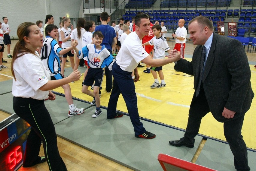 "Mali siłacze na maty" - nowy program dla łódzkich szkół [ZDJĘCIA]