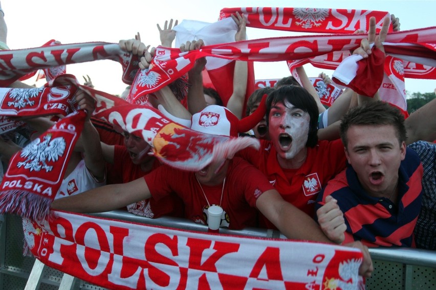 16.06.2012 krakow ..blonia strefa kibica mecz polska czechy...