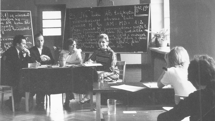 Matura z matematyki w Liceum Batorego w 1972 roku. Wydaje...