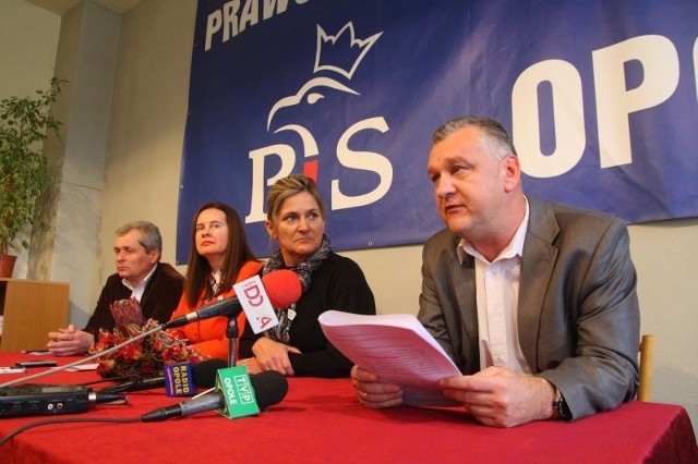 Od prawej: Arkadiusz Szymański, Katarzyna Czochara, Violetta Porowska, Sławomir Kłosowski.